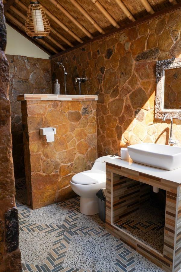 Bamboo Bali Hill Bungalows アメッド エクステリア 写真