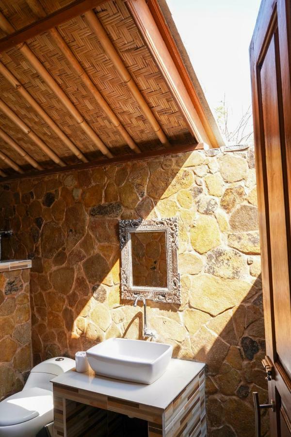 Bamboo Bali Hill Bungalows アメッド エクステリア 写真